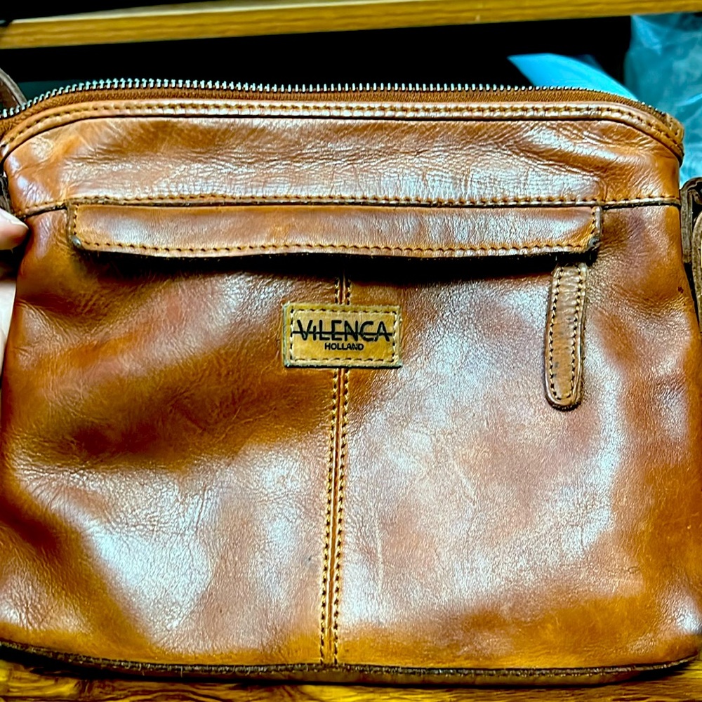 Vilenca Holland leather crossbody bag